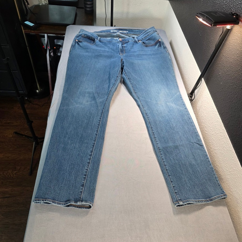 Old Navy Curvy Profile Mid-Rise Straight Leg Jeans Blue Medium Wash Womens Sz 16